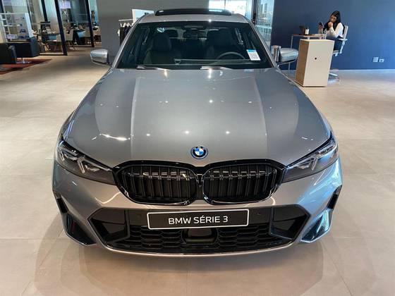 BMW 330e 2.0 16V TURBO HÍBRIDO M SPORT AUTOMÁTICO